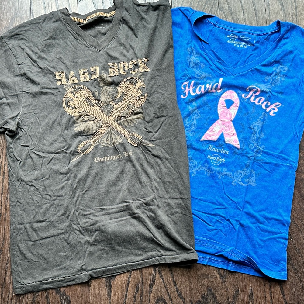 Set of 2 Hard Rock Cafe v-neck T-shirts